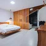 Lalo Retreat Aparthotel 4*