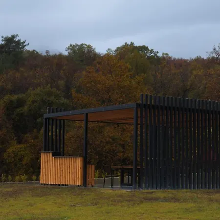 Lalo Retreat 아파트호텔 Órma