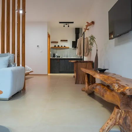 아파트호텔 Lalo Retreat