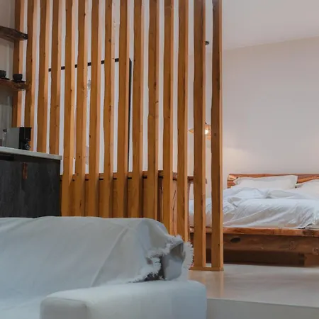 아파트호텔 Lalo Retreat 3*