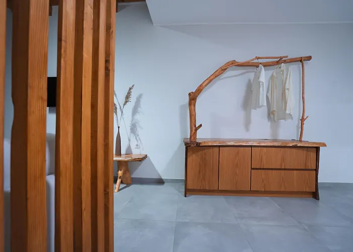 Lalo Retreat Όρμα